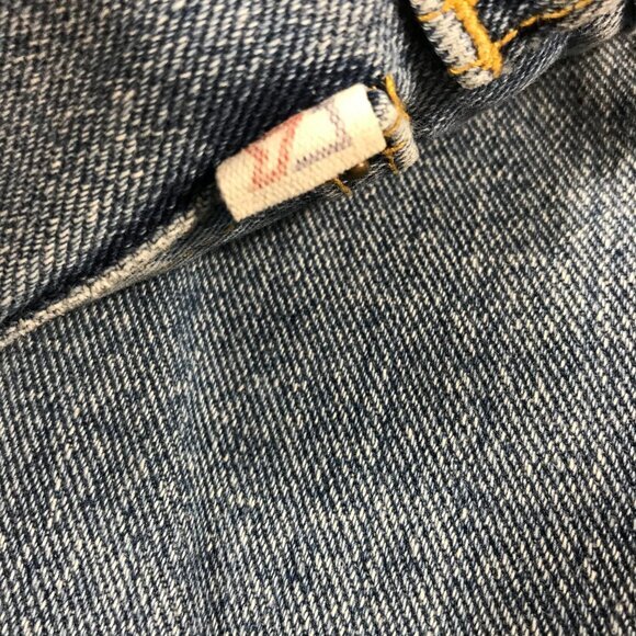 Cutter & Buck well worn blue jeans 52X32 - Picture 5 of 9